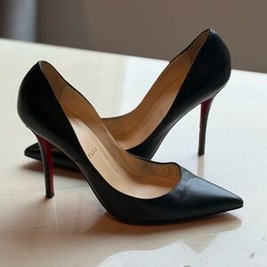 Christian Louboutin Red Sole Kate Heels